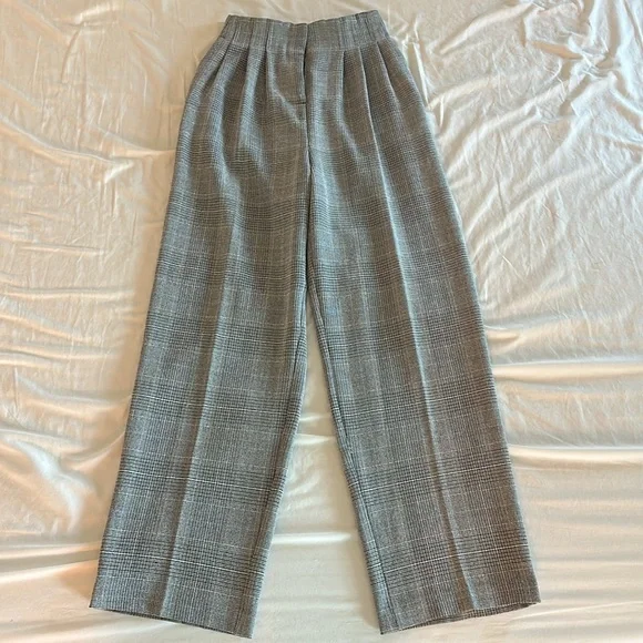 H&M Gray Plaid Pleated Wide Leg Pants Size 2 - Picture 2 of 11